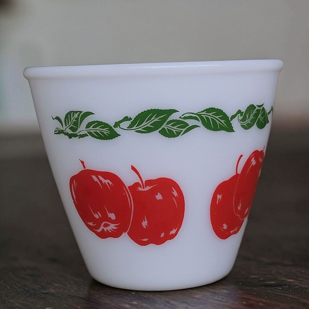 VTG Hazel Atlas Apple Mixing Bowl Milk Glass USA MCM 50s 6"